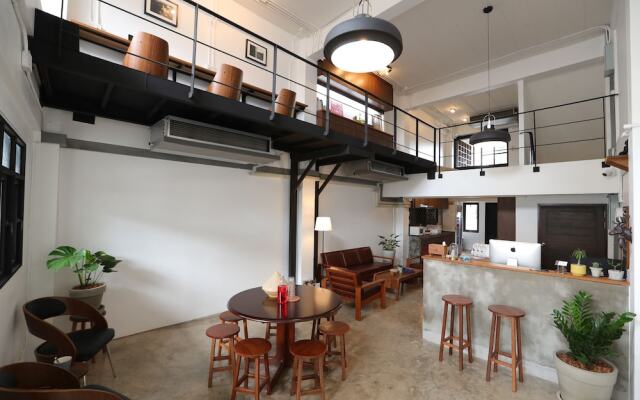 Apartment45 Hostel - Adults Only