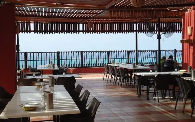 Cleopatra Hotel