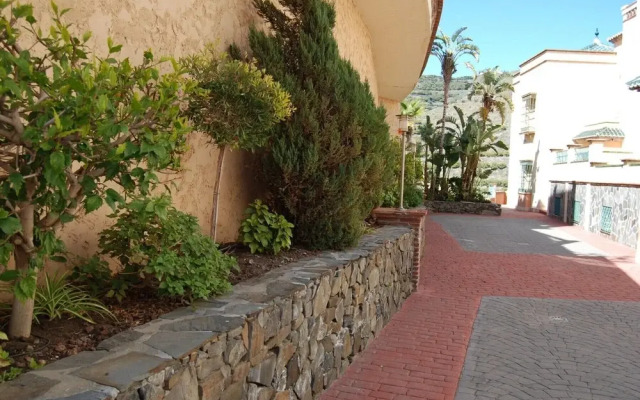 Nerja Spain Flats - V6 Tamango Hill