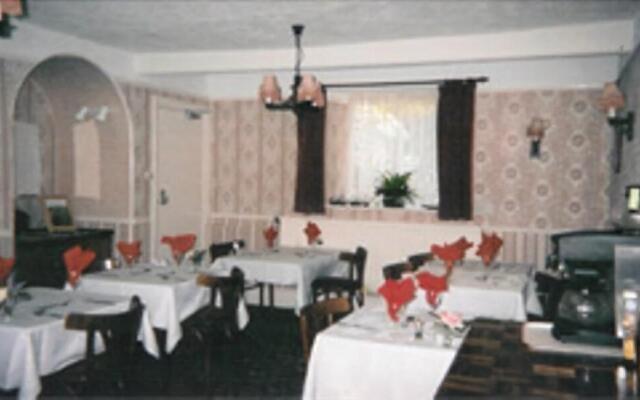 Lodgehill Hotel
