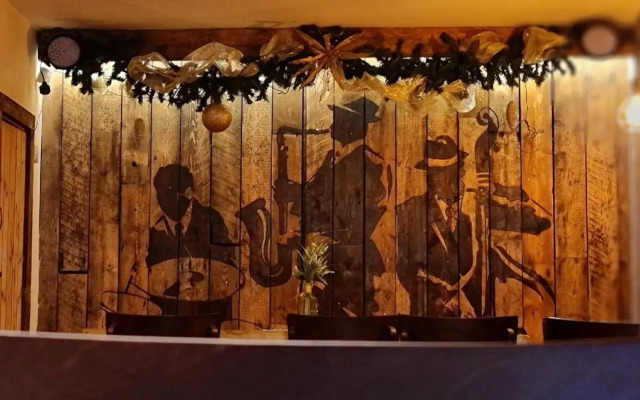 The Waterside Bar Rooms & Restaurant