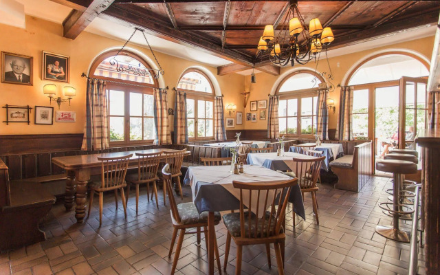 Hotel Gasthof zum Kirchenwirt