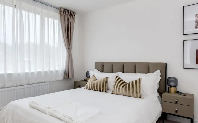 Tranquil 4-bed Oasis Modern Chic