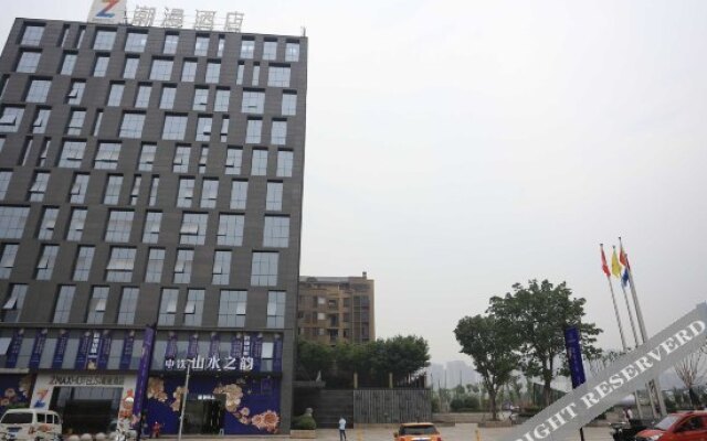 Yirui Hotel