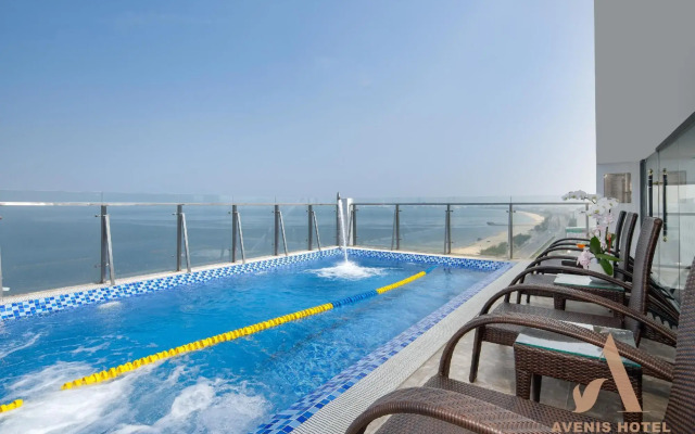 Avenis Hotel