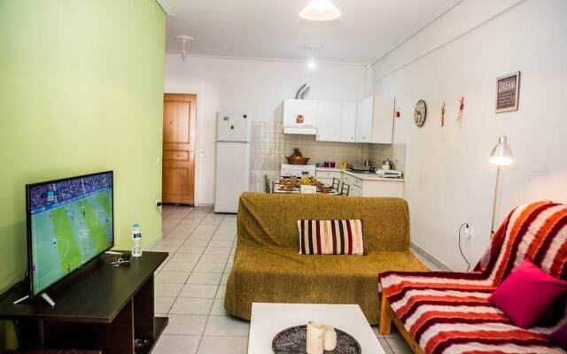 Antoine's central flat near the sea