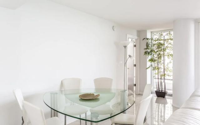 2 Bedroom Pearl in Downtown Miami