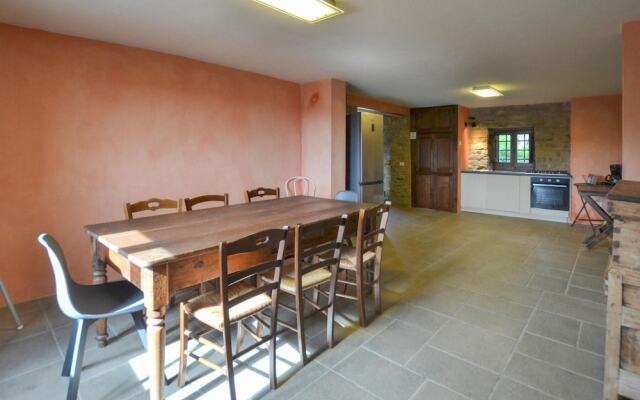 Beautiful Home in San Giustino With 4 Bedrooms, Wifi and Outdoor Swimming Pool