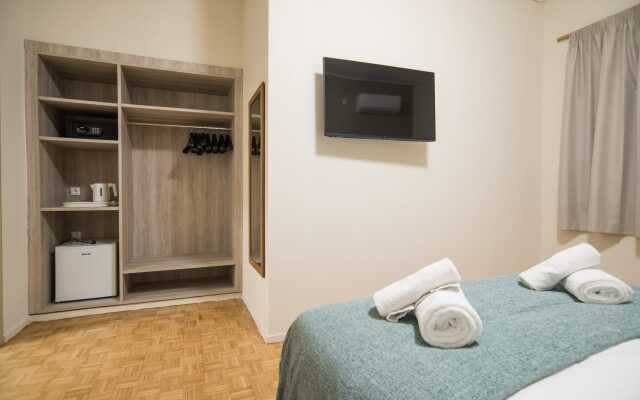 V Hotel Delphi