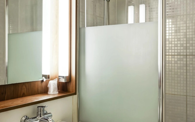 Campanile Evry Ouest - Corbeil Essonnes