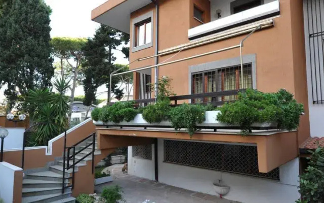 Villa Lory Bed & Breakfast