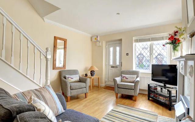 Modern Holiday Home in Padstow With Private Garden
