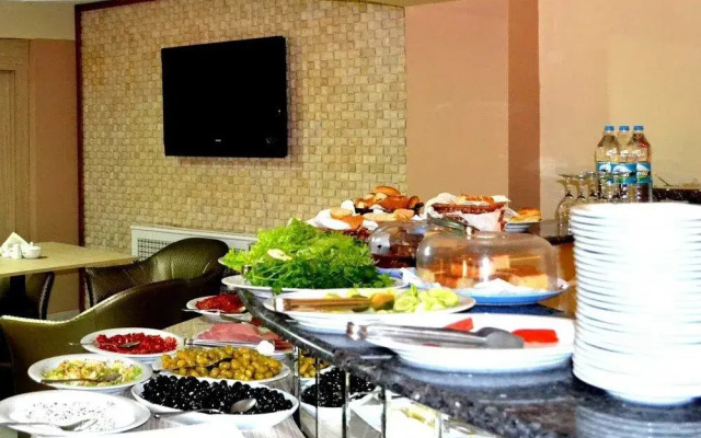 Qtahya Hotel