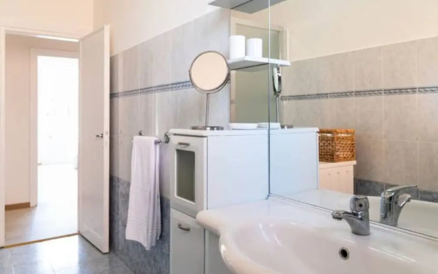 Accomodo MIT12 Trivano Linate