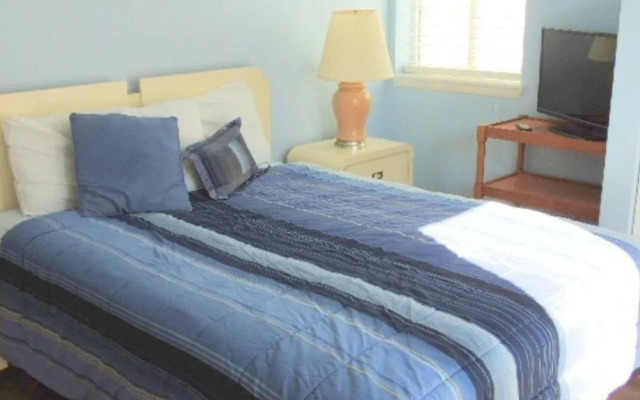 Surfside 60 301 by RedAwning