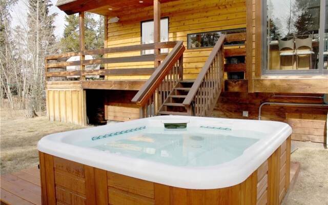 Wellington Haus - Private Hot Tub