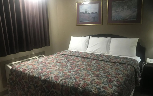 Americas Best Value Inn Woodward at 8th St