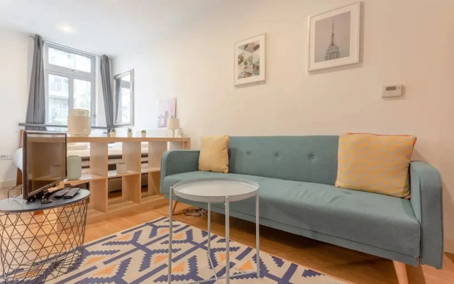 Modern Apartment in Limehouse