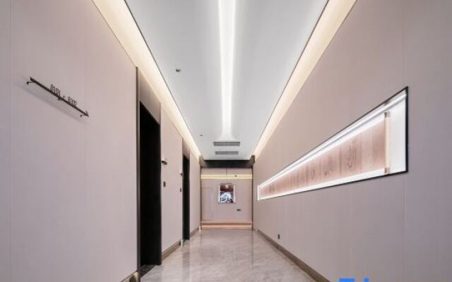 Moshang Light Luxury Hotel (Yichang Yigui Branch)