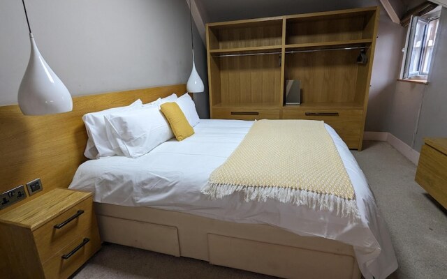 Penthouse-highstreet-sleeps2-87ws