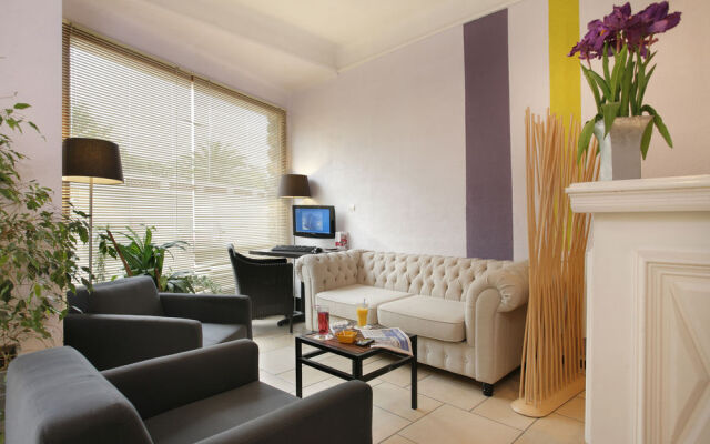 Inter-hotel Le Grillon Dor