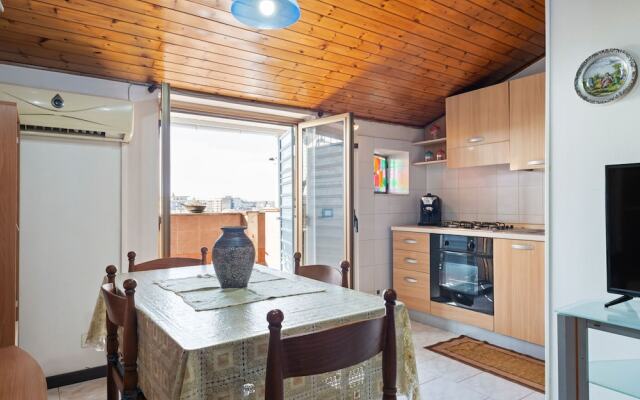 Lovely Apartment in Catania With Balcony and Terrace