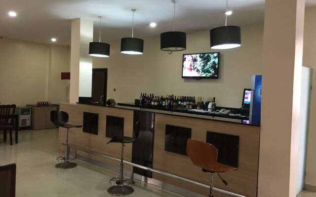 Parktonian Hotel Ikate