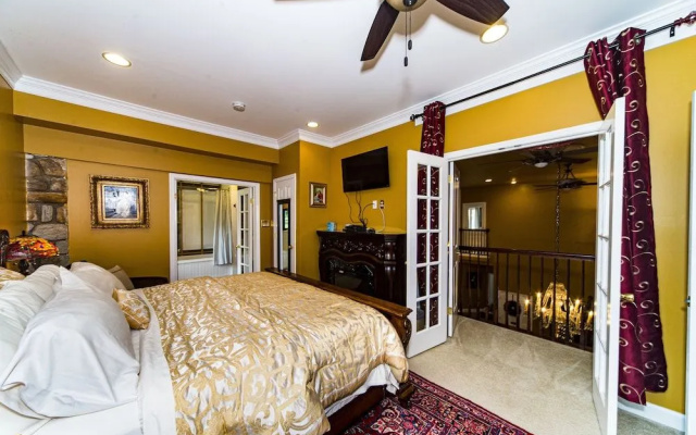Stone Manor Boutique Inn