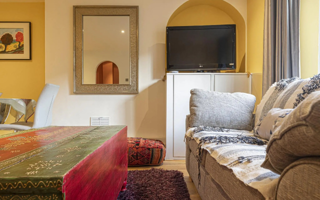 Charming 2 bed with garden in Notting Hill