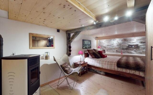 Authentic chalet full of charm, 5min. from Anzère