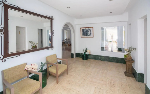Hotel Club S'illot