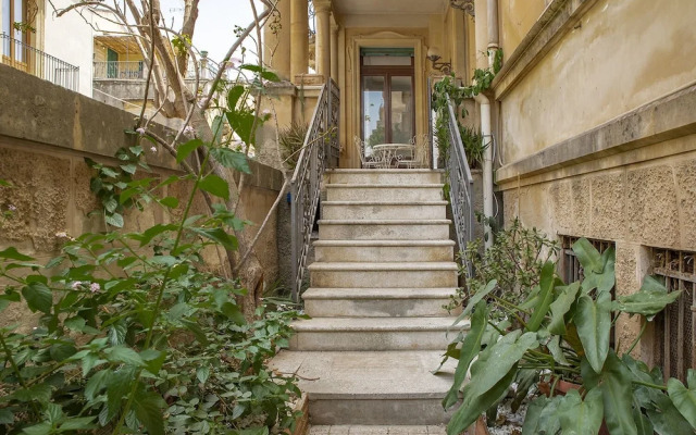 Cavour Apartments by Wonderful Italy