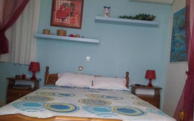 Poros House Hotel