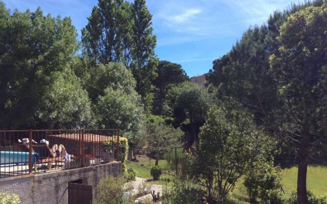 Grand Studio avec piscine chauffée