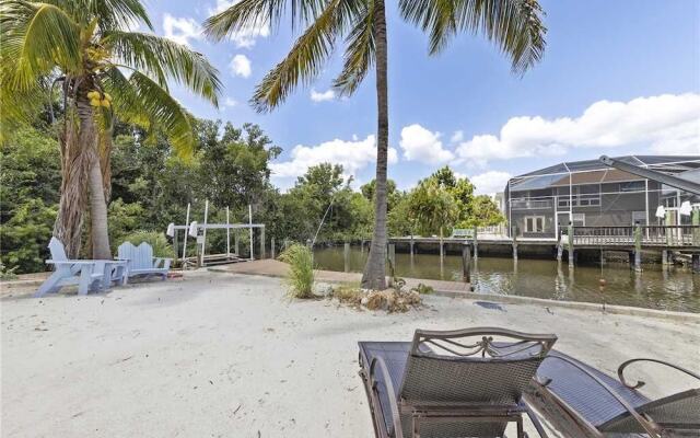 Egret Beach House - Two Bedroom Home