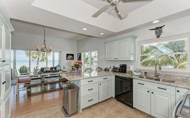 Dolphin Tales - 836 S Bay