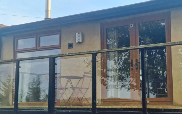 Modern Peaceful Open Plan 1-bed Apartment Rutland
