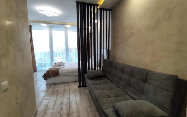 Leo Group Apartment 13-270 Sunrise Batumi