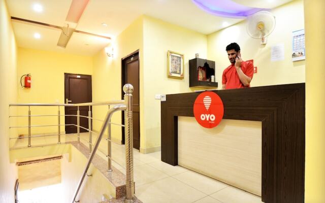 OYO 3004 Hotel Star City