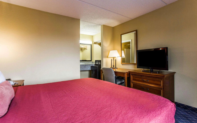 Rodeway Inn Charlotte Downtown