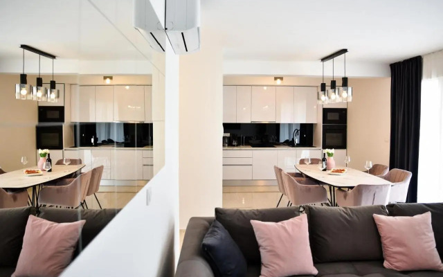 Luxury Apartments La Perla