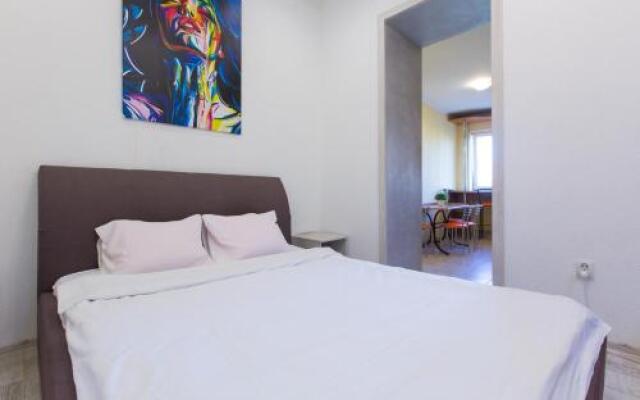 Apartment on Svobody avenue 22