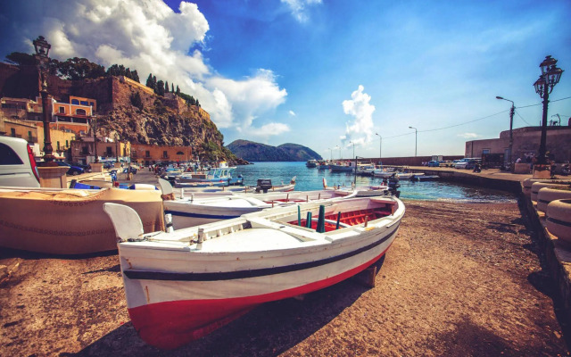 Punta Sallustro Lipari