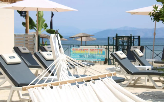 Stavros Beach Hotel