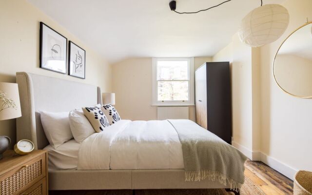 The Camberwell Secret - Alluring 3bdr House With Garden