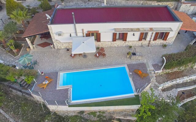Villa Del Poggio