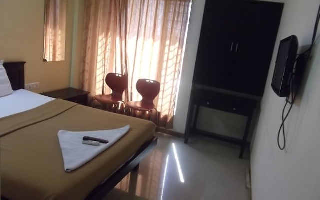 Hotel Nisarg Lounge – Guest Rooms – Talegaon Dhamdhere