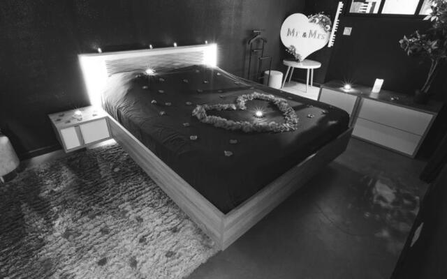 L'Eden House : Maison spécial couple avec jacuzzi