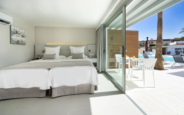 Sanom Beach Resort - Adults Only