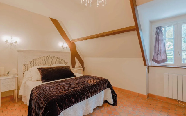 Norman House 160m2 With Pool at the Hippodrome